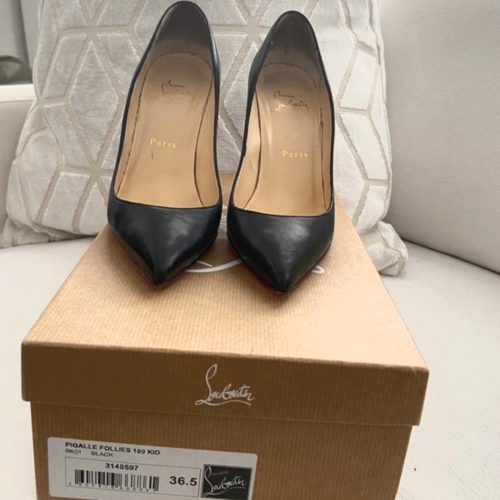 Christian louboutin Pigalle Follies Size 36.5